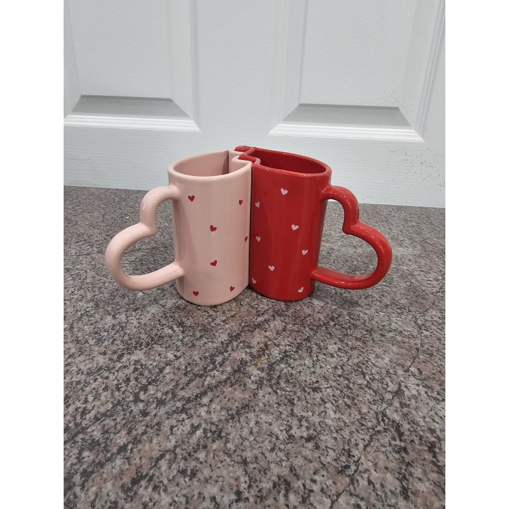 Kissing Mugs